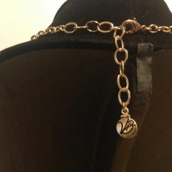 Vera Bradley Short Round Enamel Necklace - Picture 6 of 6